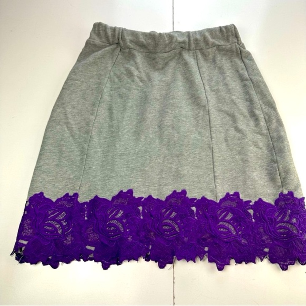 House Of Holland 100% Cotton Grey Embroidered Floral Lace‎ Trim Pull On Skirt